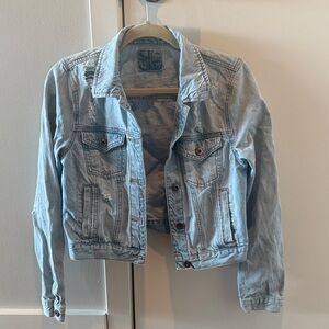 Distressed light denim cropped jacket size small